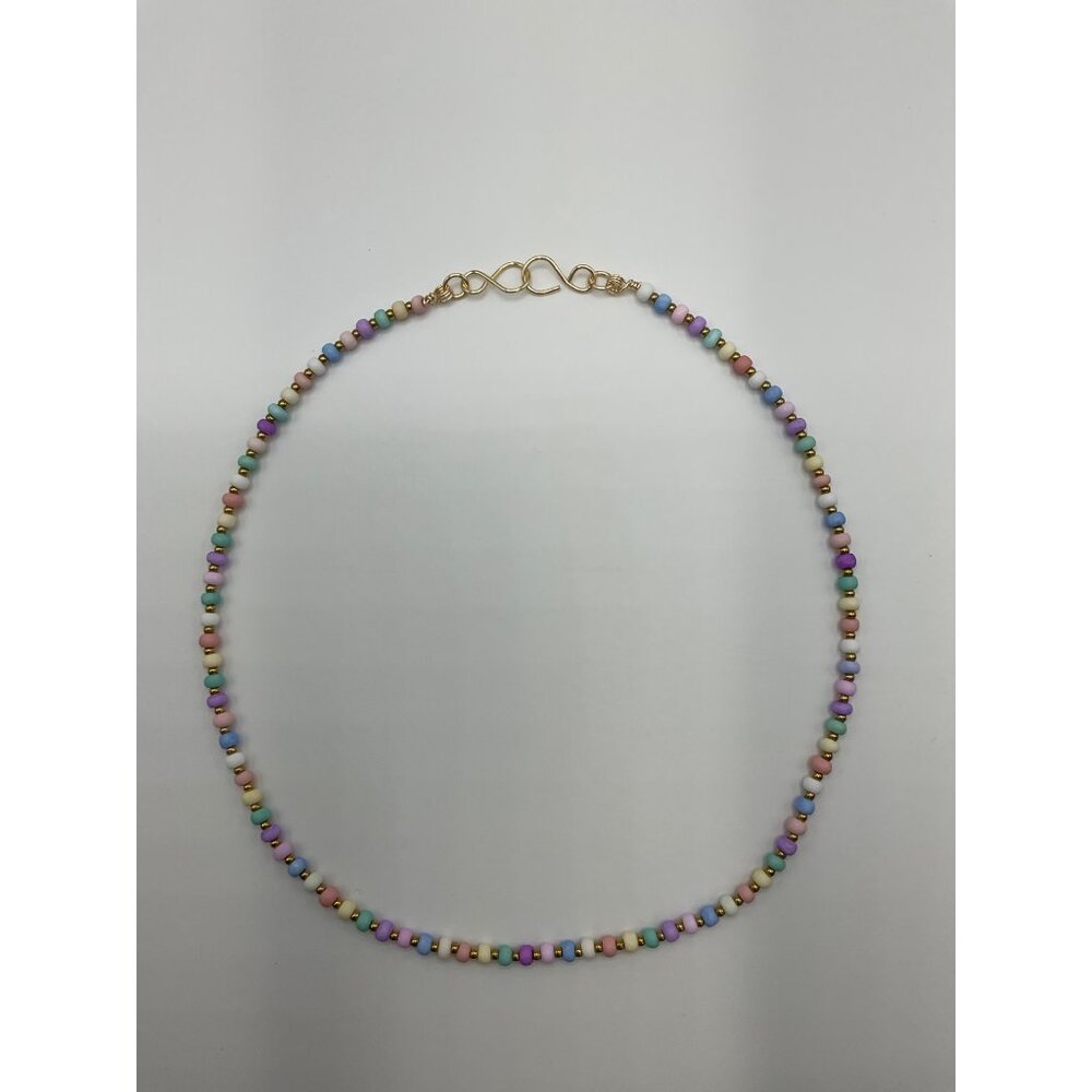 Radiance in Color – Handmade Beaded Necklace